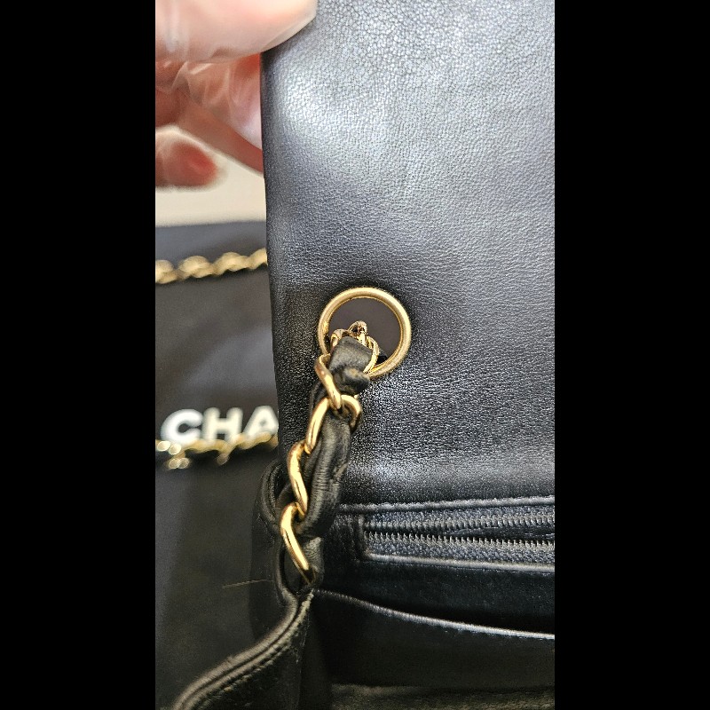 CHANEL 方胖子 mini coco 17  (黑金羊皮，保卡29開)-21