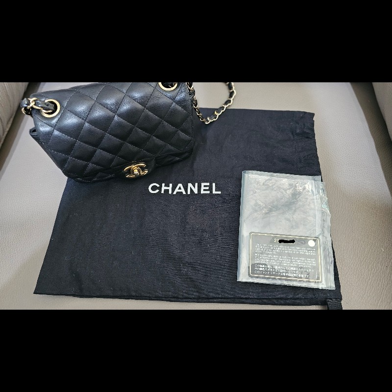 CHANEL 方胖子 mini coco 17  (黑金羊皮，保卡29開)-29