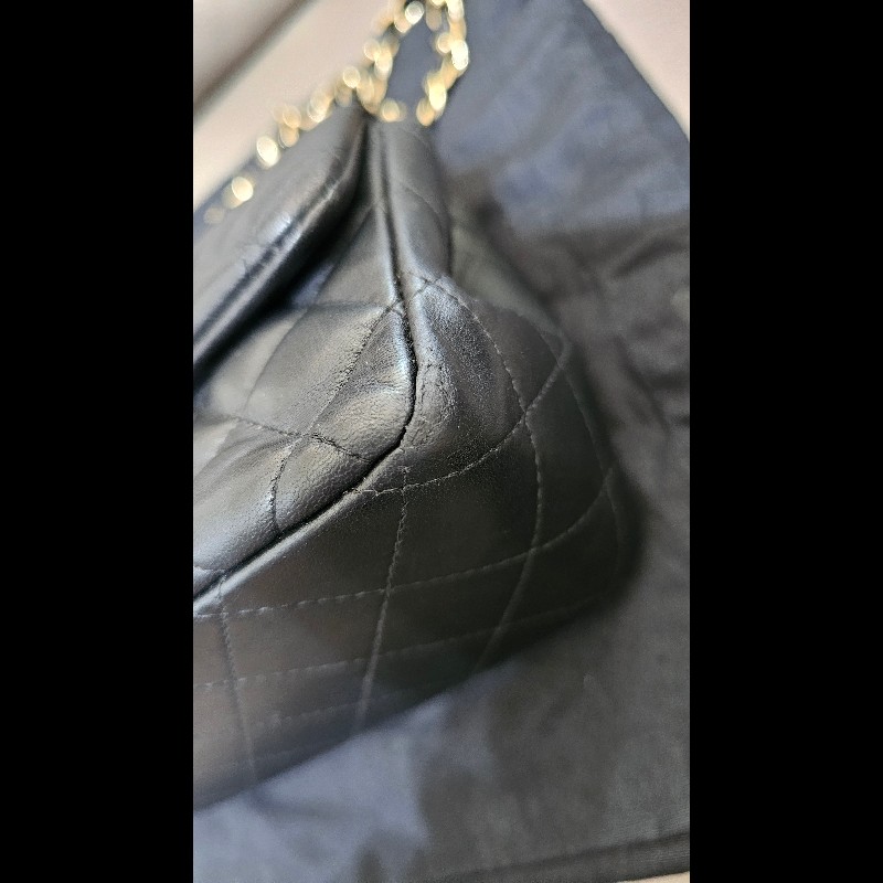 CHANEL 方胖子 mini coco 17  (黑金羊皮，保卡29開)-32