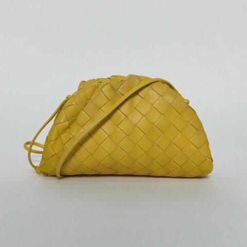 BOTTEGA VENETA Pouch雲朵包Mini22黃色羊皮肩背包