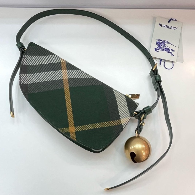 Burberry green check bag-1