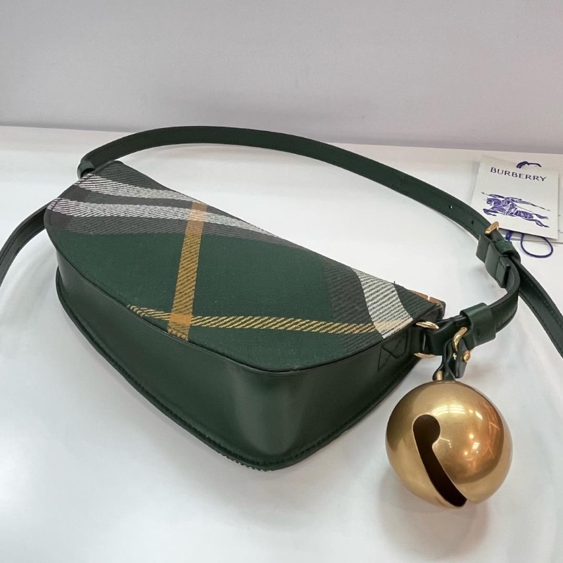 Burberry green check bag-2