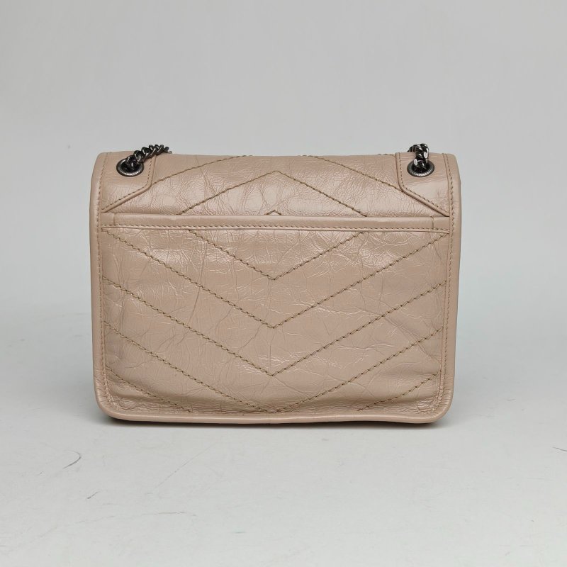 SAINT LAURENT NikiMini21奶茶色牛皮銀扣肩背包-2