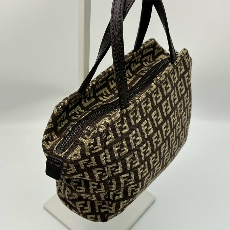 🏷Fendi迷你遛狗包-11