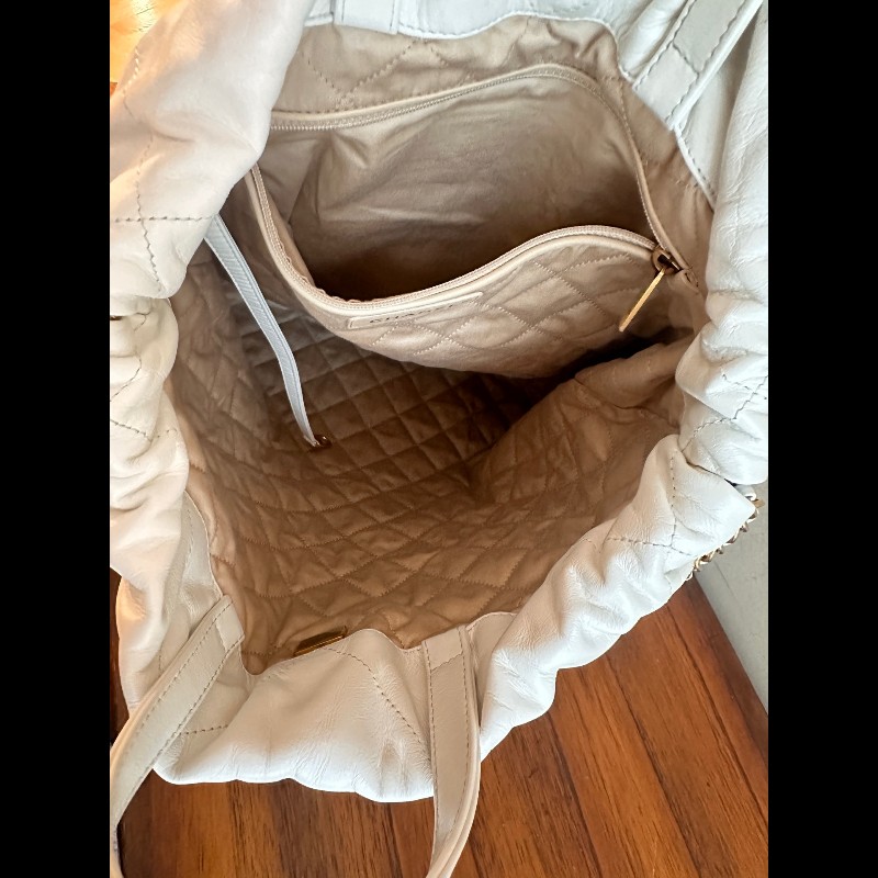 Chanel 白色牛皮金字22bag手提後背包 大號-5
