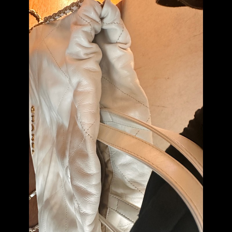 Chanel 白色牛皮金字22bag手提後背包 大號-7