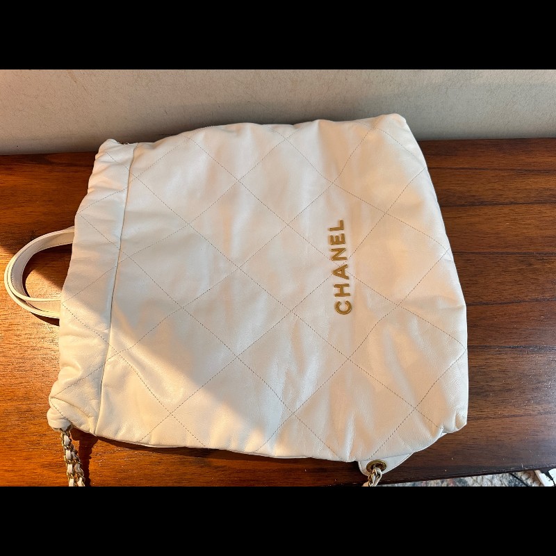 Chanel 白色牛皮金字22bag手提後背包 大號-11