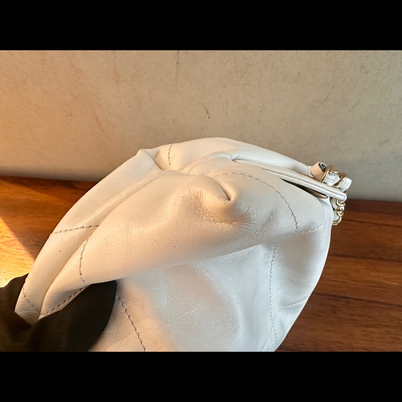 Chanel 白色牛皮金字22bag手提後背包 大號-14