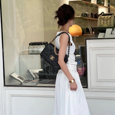 🖤香奈兒19 chanel黑金油蠟羊皮19bag小號26cm AS1160