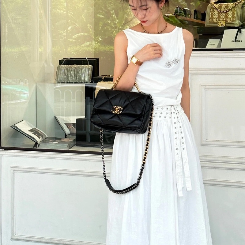 🖤香奈兒19 chanel黑金油蠟羊皮19bag小號26cm AS1160-1