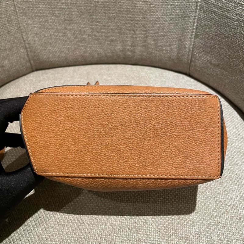 LOEWE/羅意威 puzzle幾何包mini焦糖色-6