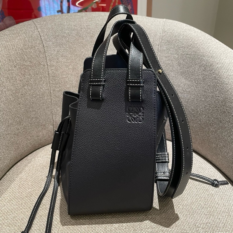 Loewe羅意威 藍黑色拼色 Hammock吊床包-4