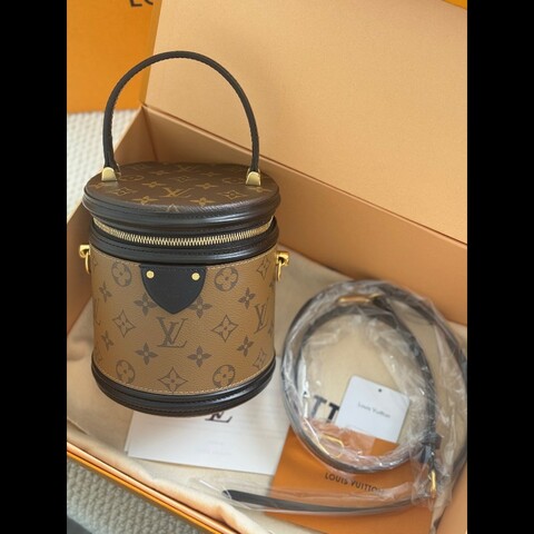 LV 老花拼色發财桶 帶膜帶票🎫