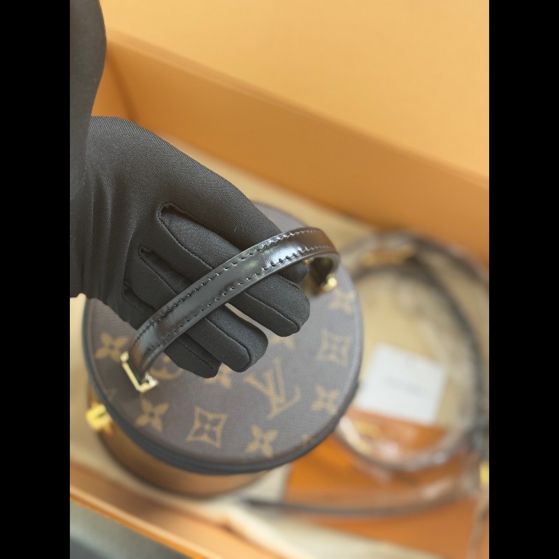 LV 老花拼色發财桶 帶膜帶票🎫-1