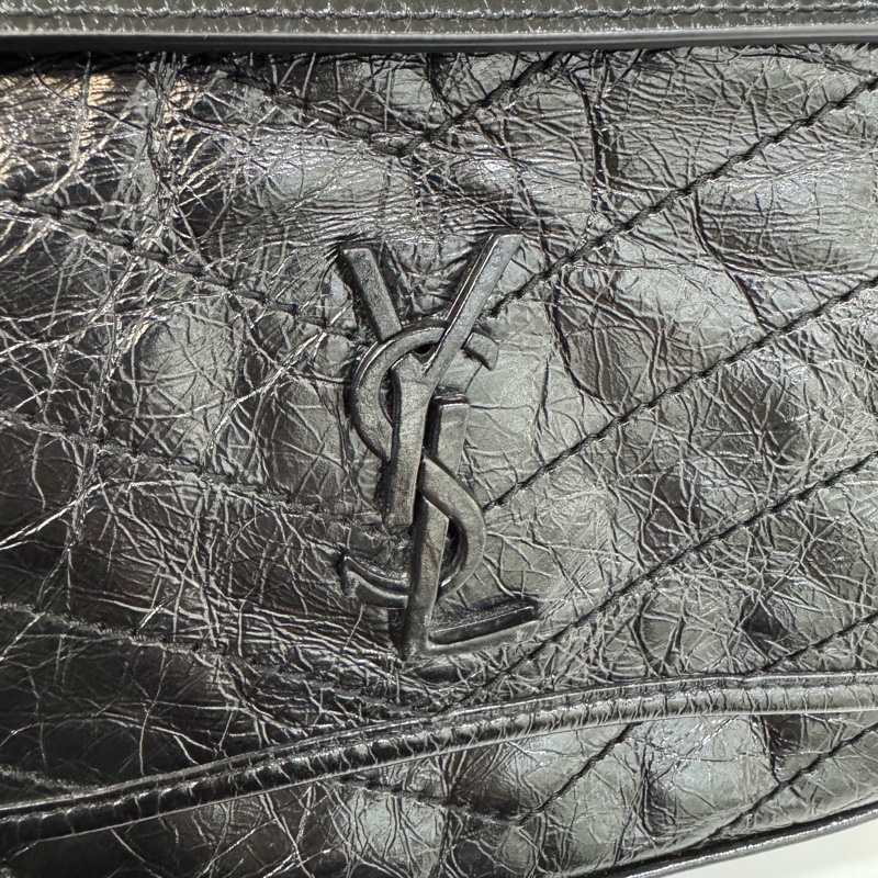 YSL 黑色黑釦揉製牛皮復古銀鍊NIKI BABY 6331580-26