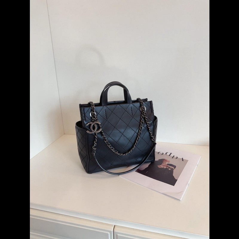 Chanel 3ways tote
黑銀牛皮菱格托特
小號-0