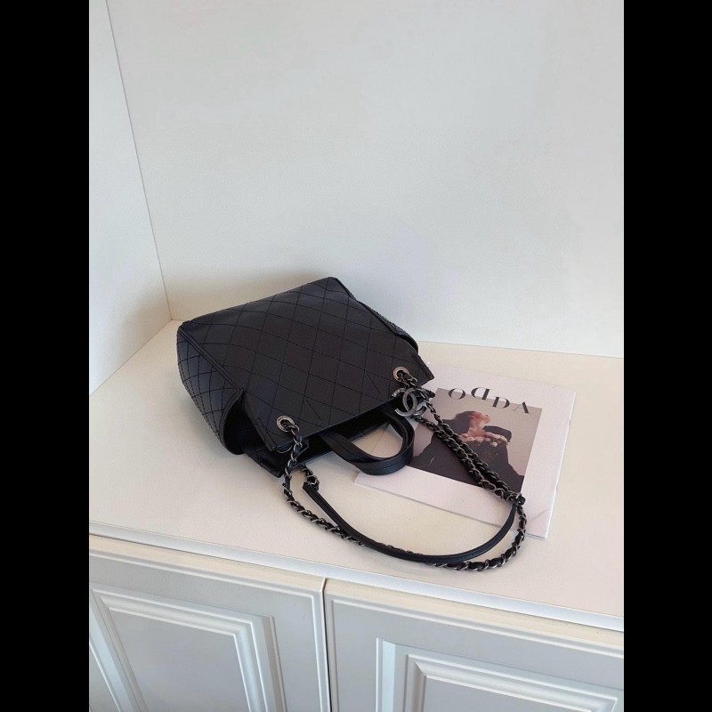 Chanel 3ways tote
黑銀牛皮菱格托特
小號-3