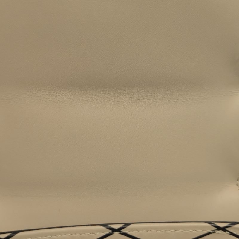 Louis Vuitton(LV)Trunk Vertical牛皮老花S-lock鎖扣斜挎包單肩包-17