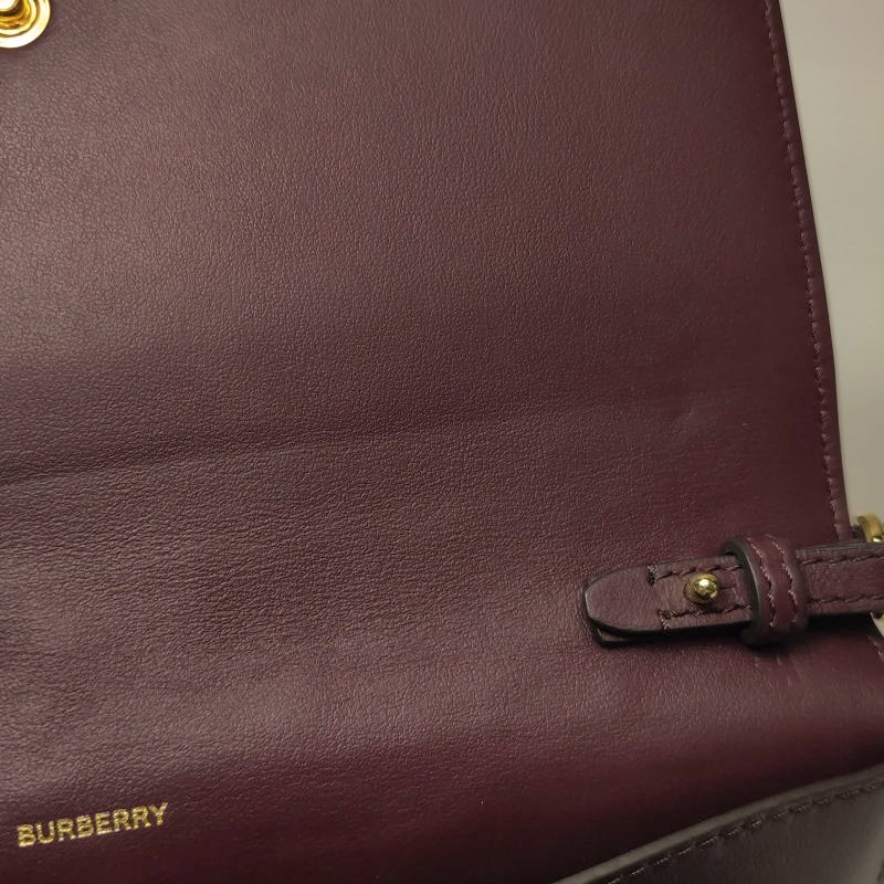 Burberry Hazelmere牛皮純色字母logo斜挎包單肩包-14