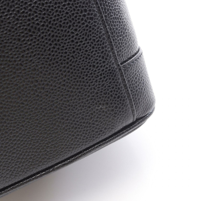 香奈兒 COCO 標誌垂直化妝包,小牛皮材質,金色五金,黑色,二手-7