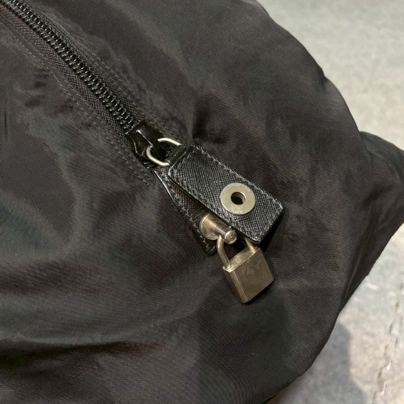 🏷Prada尼龍旅行袋-9