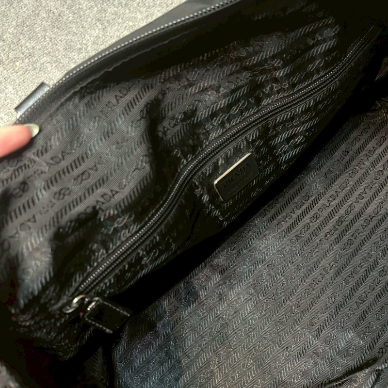 🏷Prada尼龍旅行袋-12