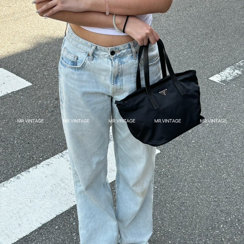 🏷Prada尼龍水餃包-0