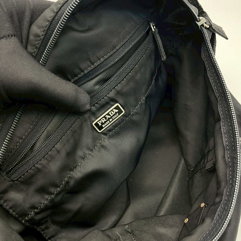 🏷Prada尼龍水餃包-9