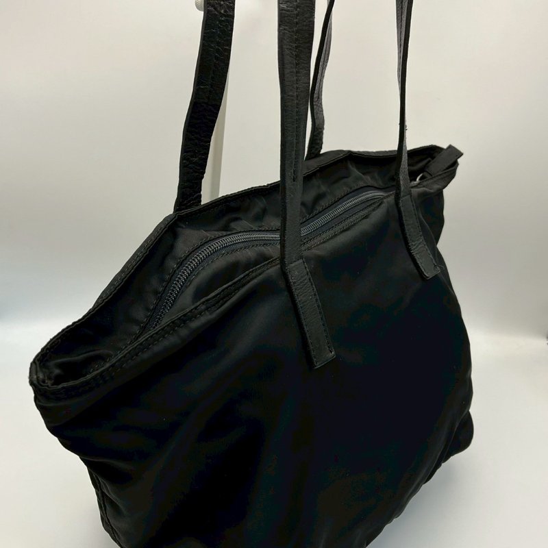 🏷Prada尼龍水餃包-15