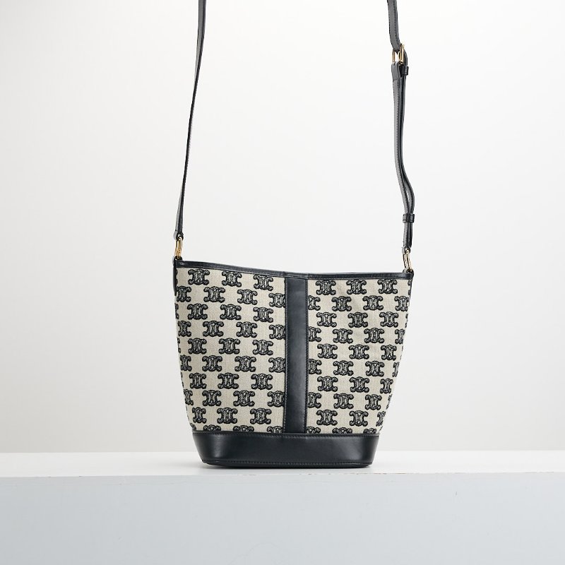 二手Celine 刺繡小號水桶包/熊貓配色-1