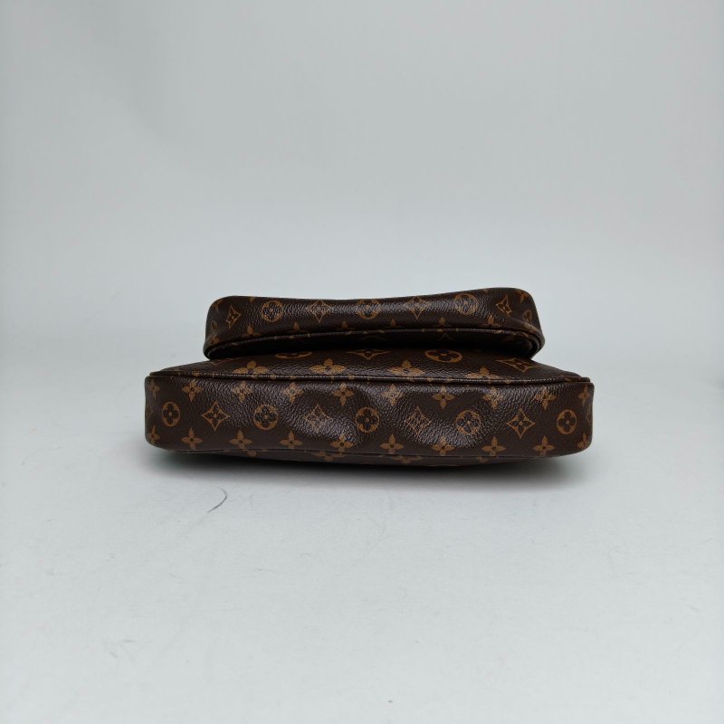 LOUIS VUITTON MultiPochetteAccessoires五合一綠肩帶老花PVC晶片肩背包-4