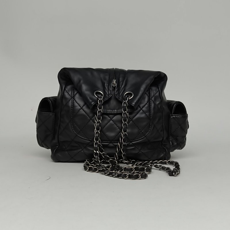 CHANEL 黑色牛皮17開銀扣中古Chanel青蛙雙肩包大號21*34肩背包-2