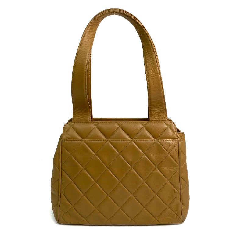 △ Chanel 香奈兒 Beige Lambskin Gold Tone Metal Hand Bag No.4 淺褐色小羊皮金色金屬手袋No.4 - 257024392-1