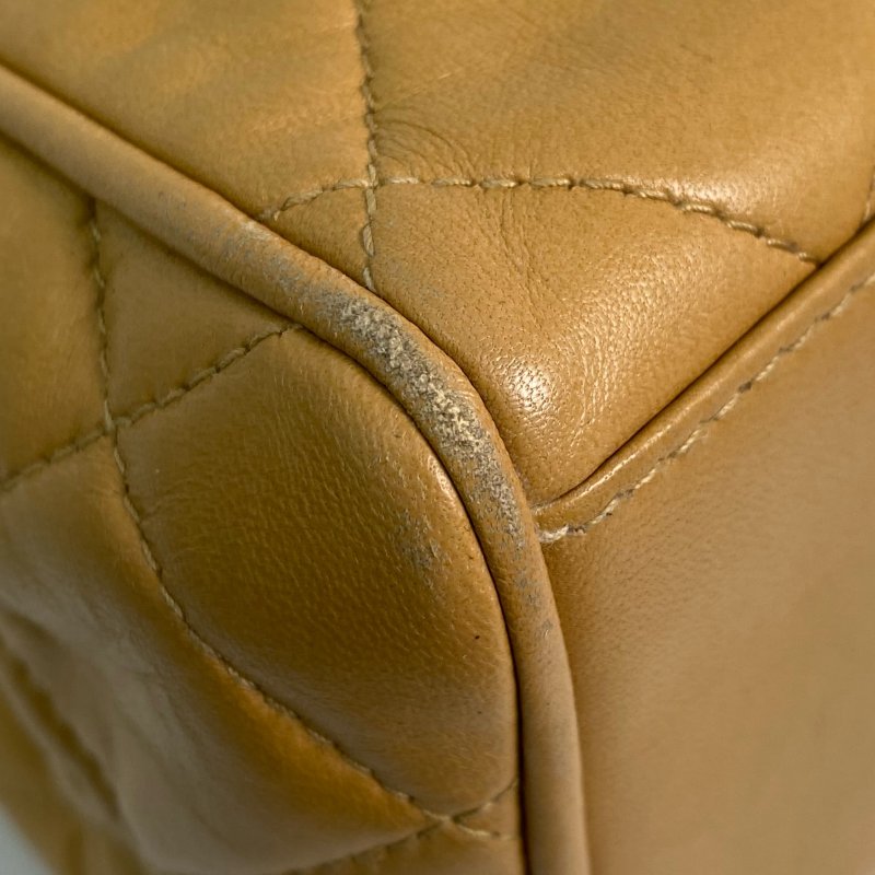 △ Chanel 香奈兒 Beige Lambskin Gold Tone Metal Hand Bag No.4 淺褐色小羊皮金色金屬手袋No.4 - 257024392-5