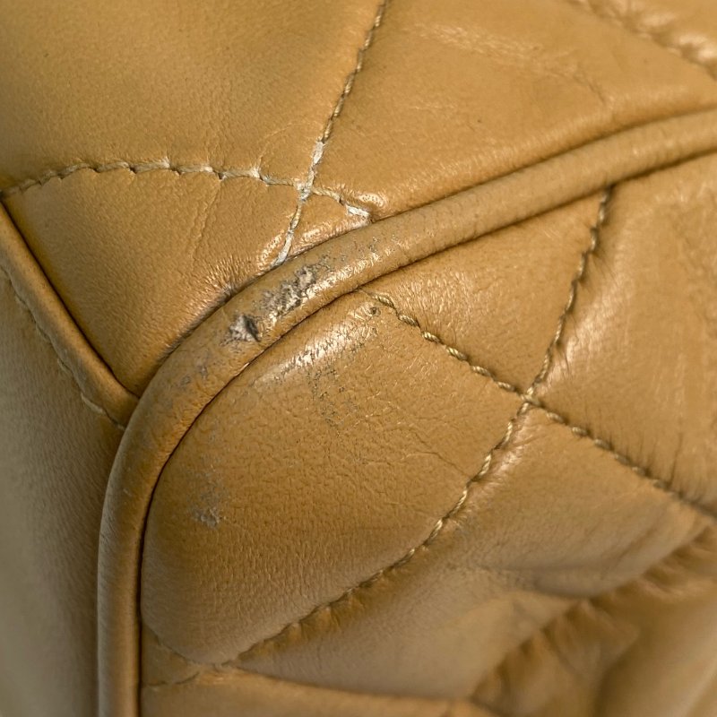 △ Chanel 香奈兒 Beige Lambskin Gold Tone Metal Hand Bag No.4 淺褐色小羊皮金色金屬手袋No.4 - 257024392-6