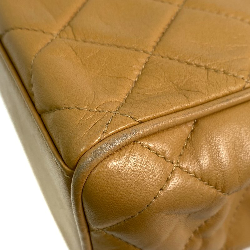 △ Chanel 香奈兒 Beige Lambskin Gold Tone Metal Hand Bag No.4 淺褐色小羊皮金色金屬手袋No.4 - 257024392-8