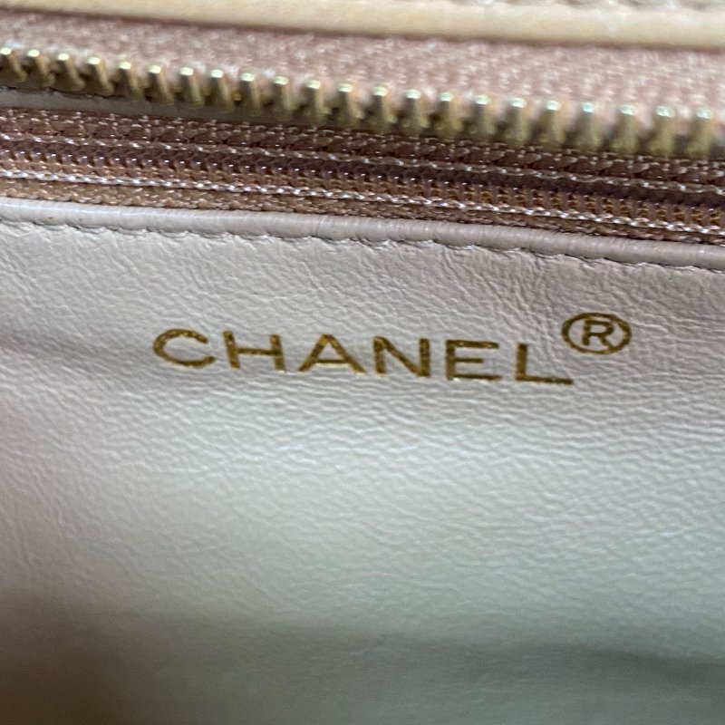 △ Chanel 香奈兒 Beige Lambskin Gold Tone Metal Hand Bag No.4 淺褐色小羊皮金色金屬手袋No.4 - 257024392-16