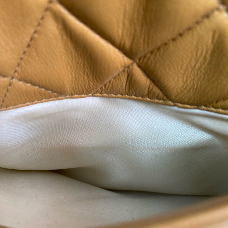 △ Chanel 香奈兒 Beige Lambskin Gold Tone Metal Hand Bag No.4 淺褐色小羊皮金色金屬手袋No.4 - 257024392-18