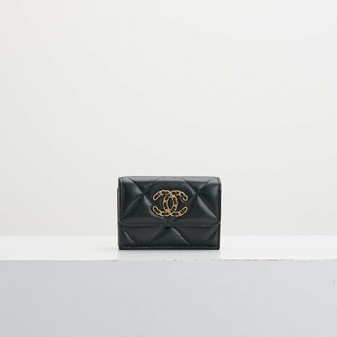 二手Chanel 19 mini 三折短夾/黑金