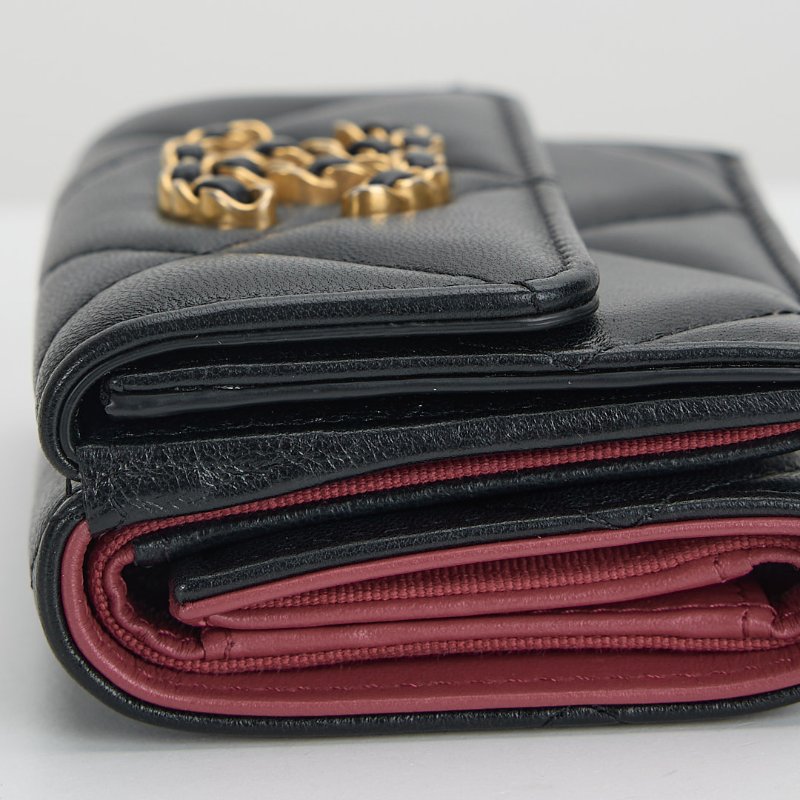 二手Chanel 19 mini 三折短夾/黑金-13