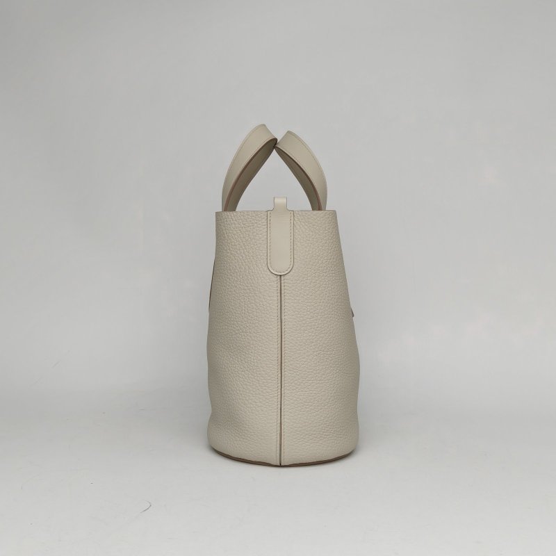 HERMES InTheLoop23豬鼻子菜籃子8L冰川白TC皮B刻金扣肩背包-3