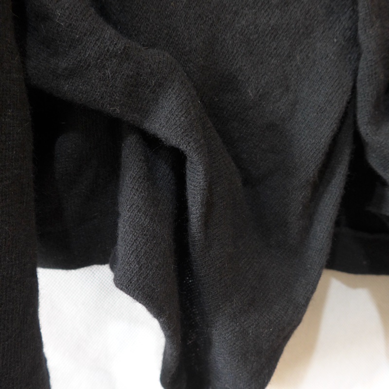 Y’s 黑色不規則剪裁結構毛衣-9