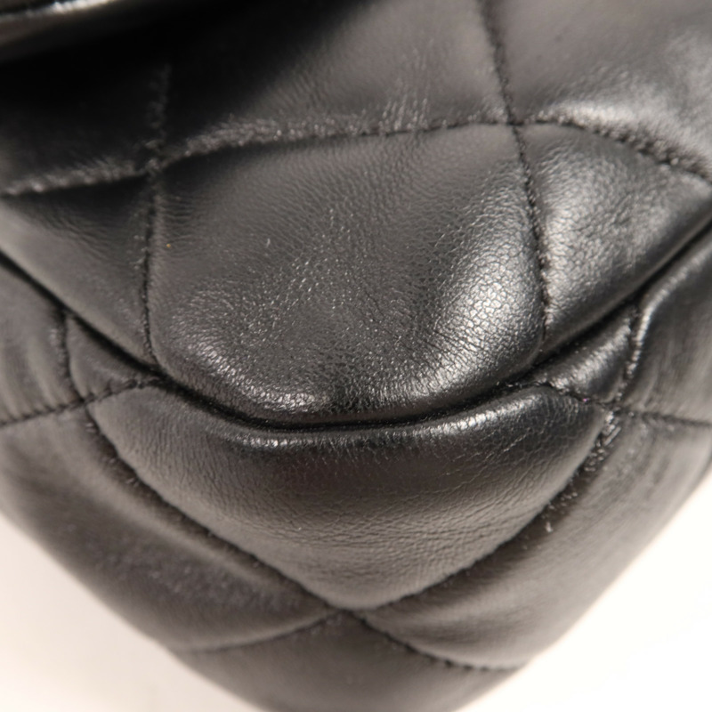 CHANEL 羊皮皮革Chain Shoulder金扣鏈帶肩背袋-6