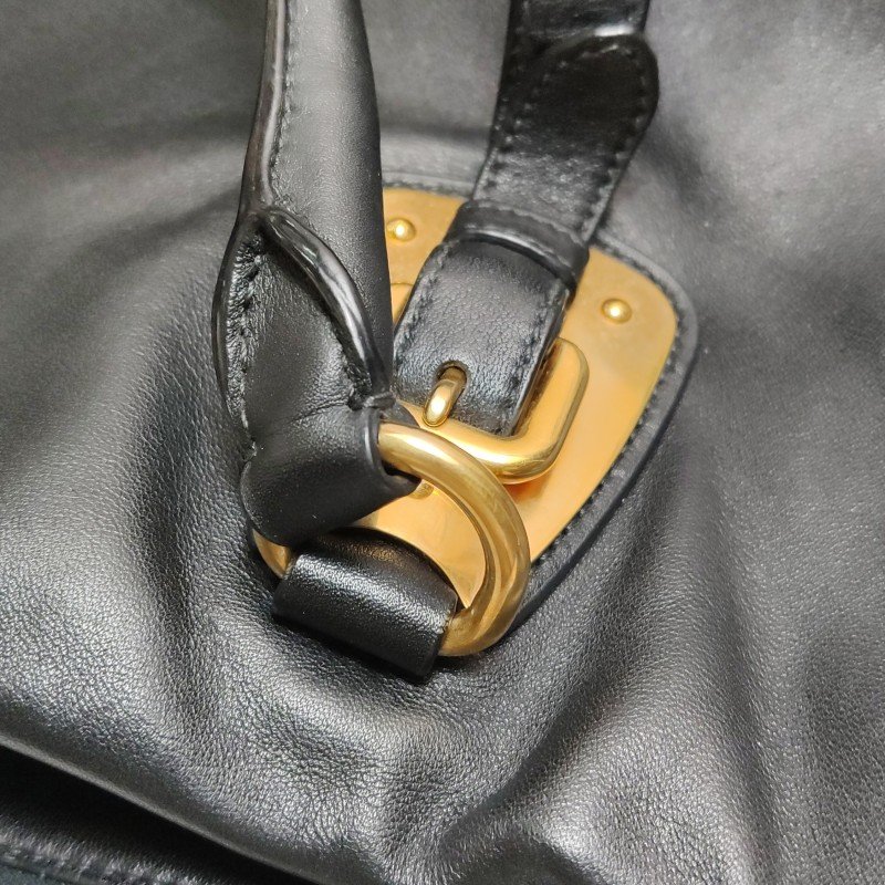 Prada牛皮純色字母Logo斜挎包單肩包-14