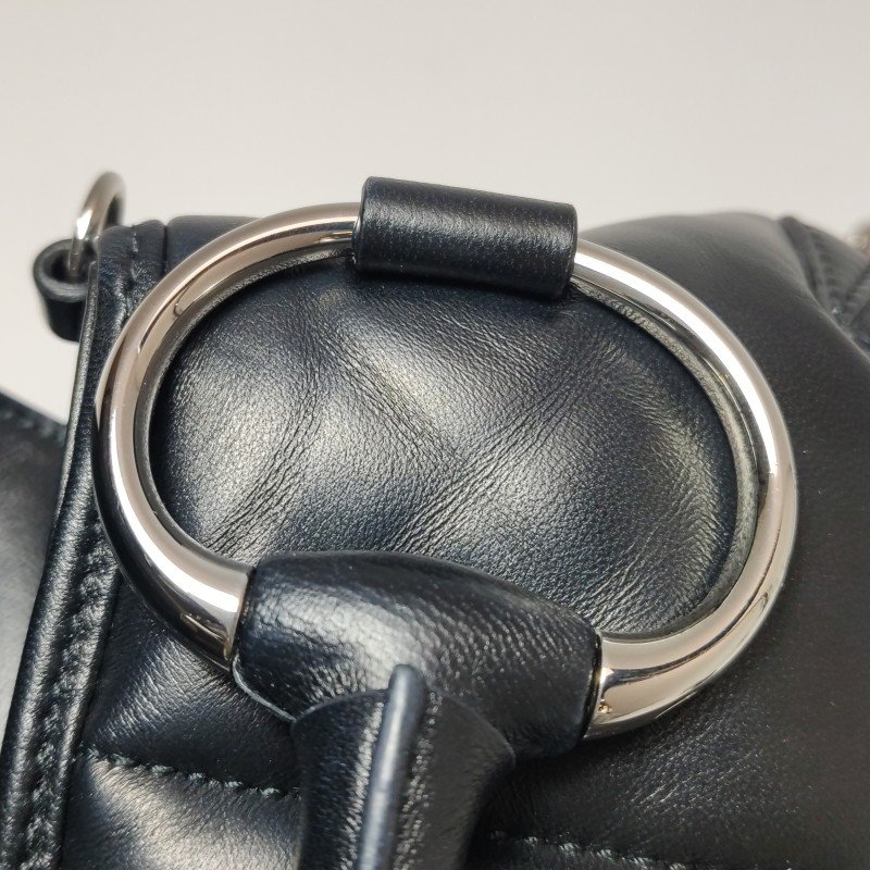 Gucci Horsebit Chain小號羊皮純色絎縫馬銜扣單肩包-14