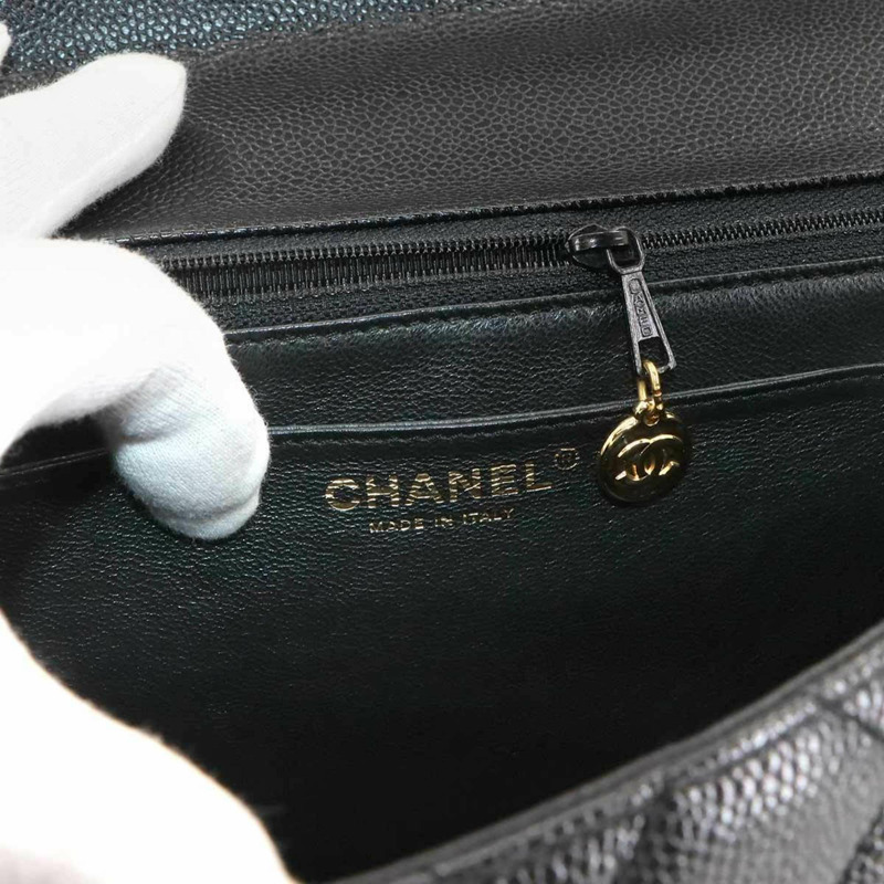 香奈兒黑魚子醬紋皮革Matelasse手提包，搭配金色五金配件（A12397）-8