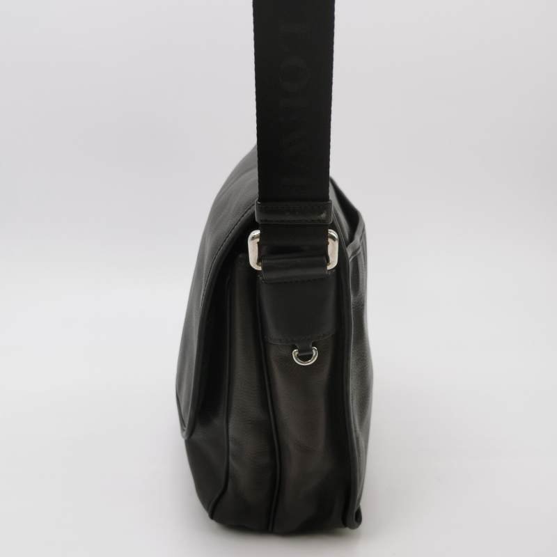 Loewe牛皮logo純色壓紋斜挎包單肩包-2