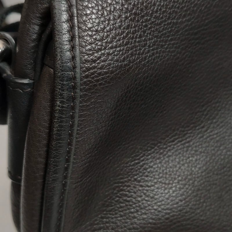 Loewe牛皮logo純色壓紋斜挎包單肩包-13