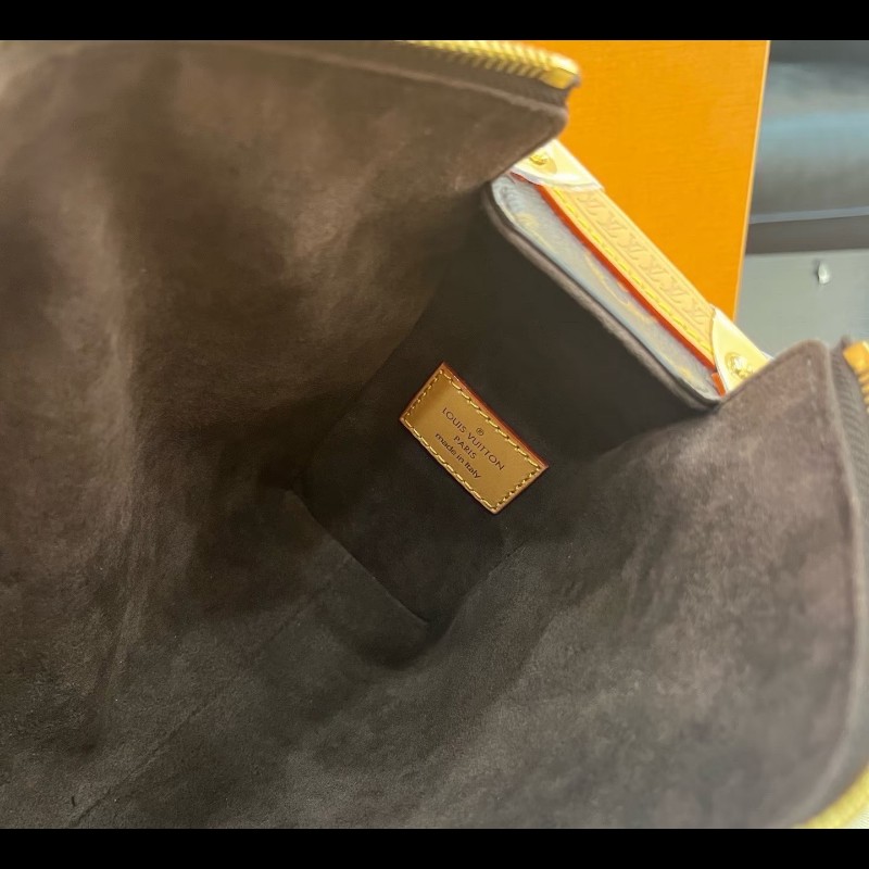 LV Side Trunk 中號 晶片款 全套-5