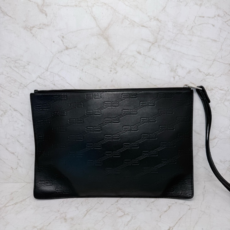 BALENCIAGA全皮斜紋滿版LOGO手拿包-1